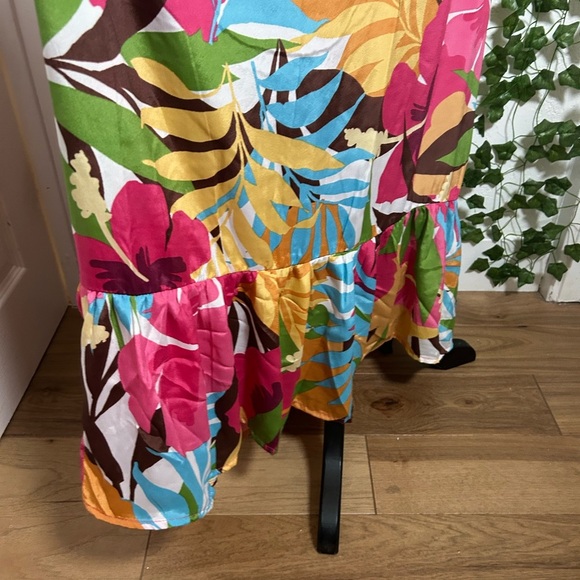 True Destinations Vibrant Floral Dress - Picture 3 of 4